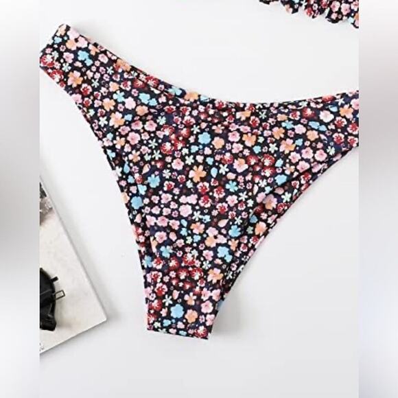 Ditzy Floral Bikini Bottom - Picture 1 of 3